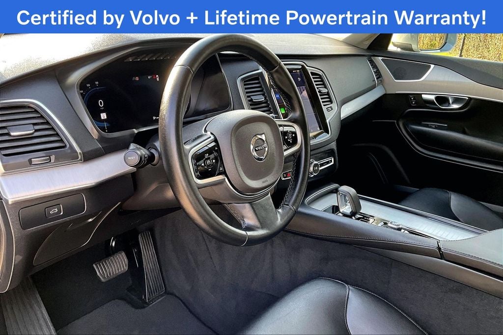 2025 Volvo XC90 B5 Core