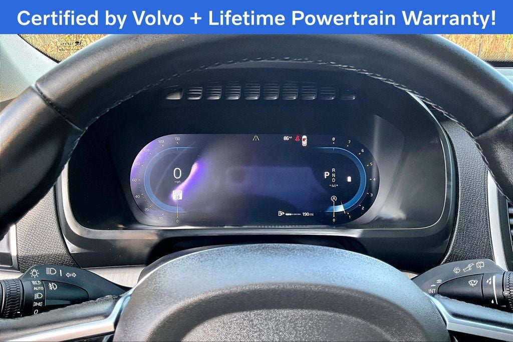 2025 Volvo XC90 B5 Core