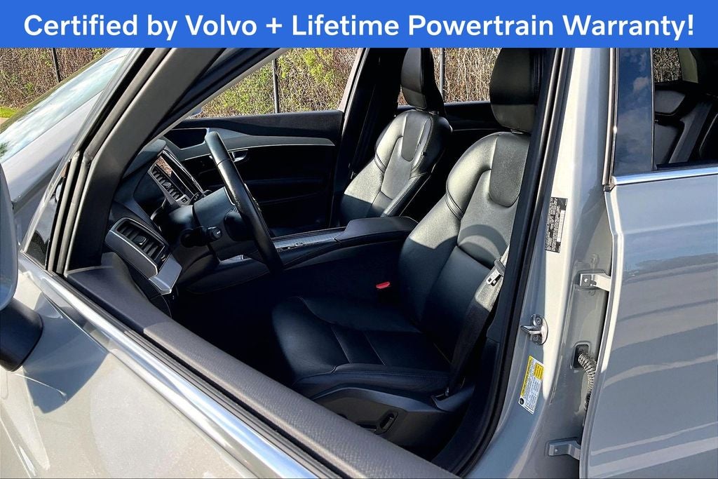 2025 Volvo XC90 B5 Core