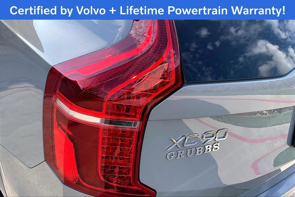 2025 Volvo XC90 B5 Core