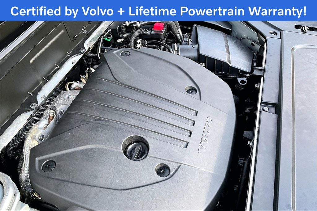 2025 Volvo XC90 B5 Core