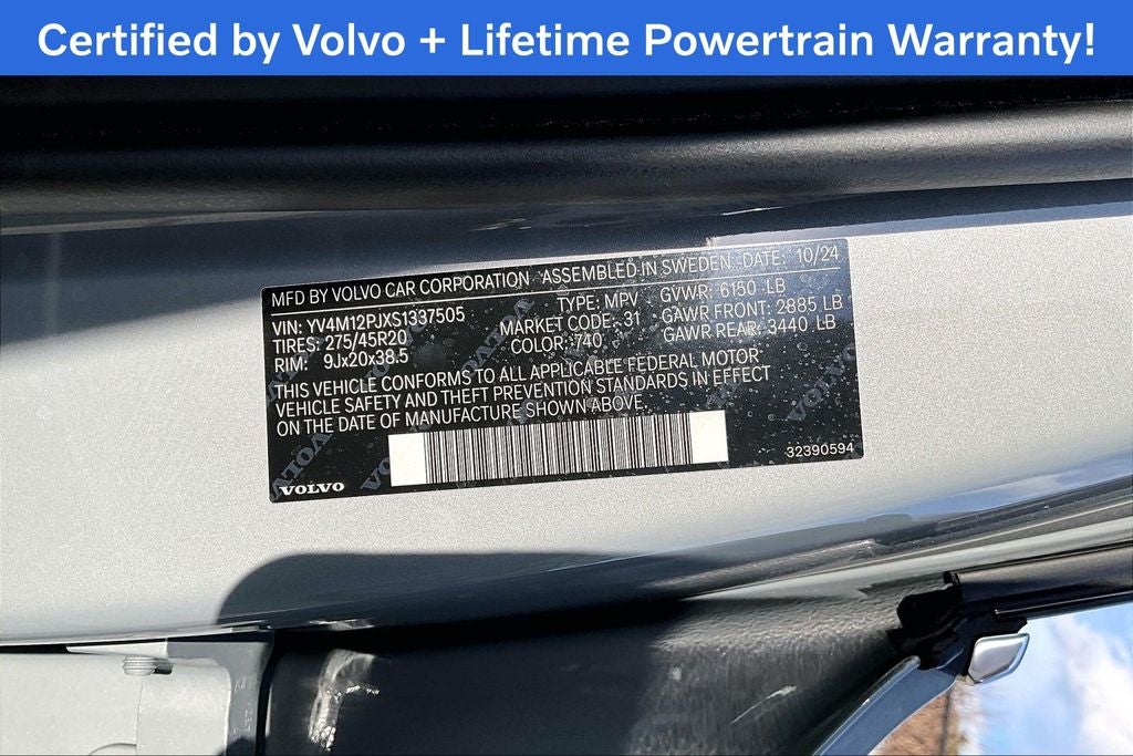 2025 Volvo XC90 B5 Core