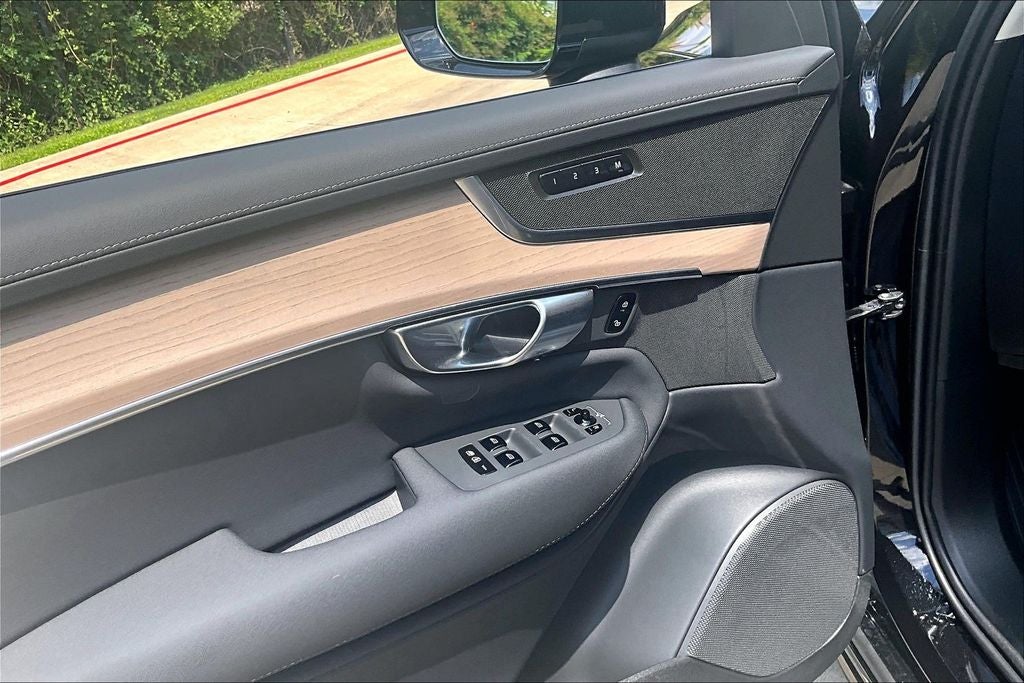 2026 Volvo XC90 B5 Core