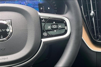 2026 Volvo XC60 B5 Plus