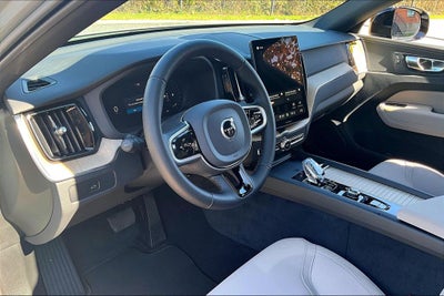 2026 Volvo XC60 B5 Plus