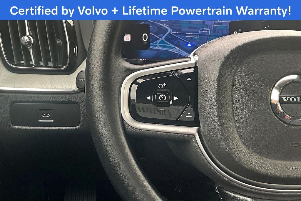 2025 Volvo XC60 B5 Plus