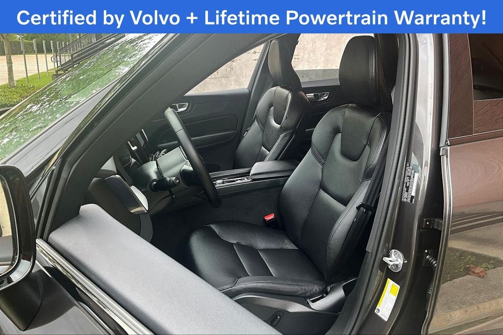 2025 Volvo XC60 B5 Plus