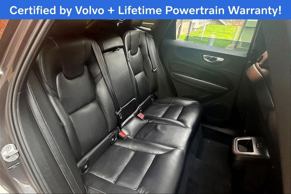 2025 Volvo XC60 B5 Plus