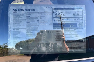 2026 Volvo XC60 B5 Plus