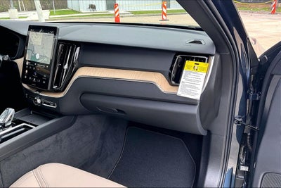 2026 Volvo XC60 B5 Plus