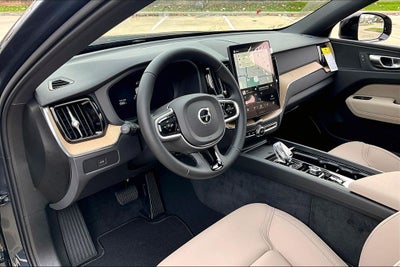 2026 Volvo XC60 B5 Plus