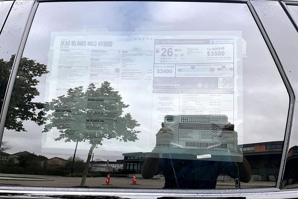 2026 Volvo XC60 B5 Plus