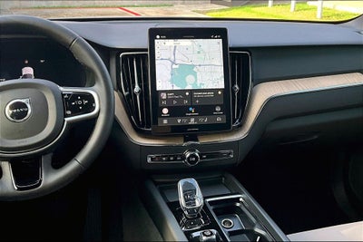 2026 Volvo XC60 B5 Plus