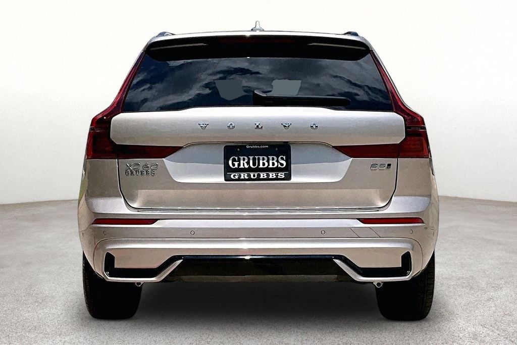 2026 Volvo XC60 B5 Plus