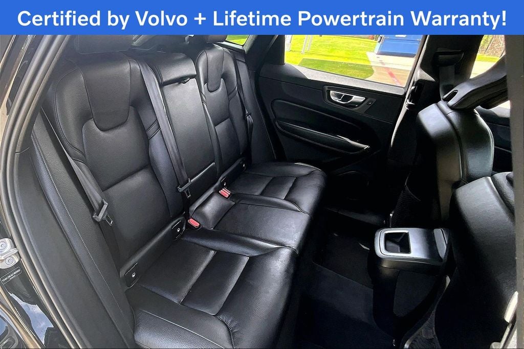 2025 Volvo XC60 B5 Plus