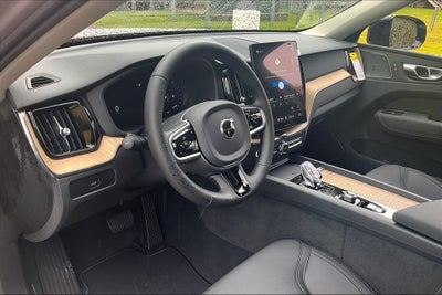 2026 Volvo XC60 B5 Plus