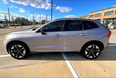 2026 Volvo XC60 B5 Plus