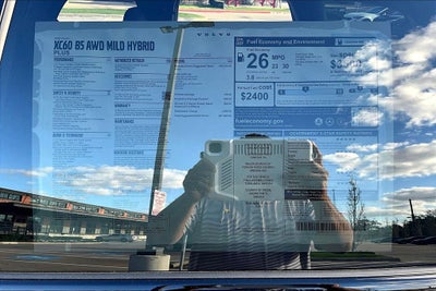 2026 Volvo XC60 B5 Plus