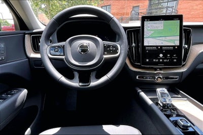 2026 Volvo XC60 B5 Plus