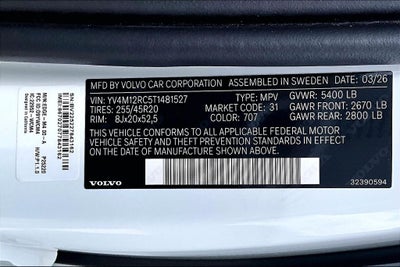 2026 Volvo XC60 B5 Plus