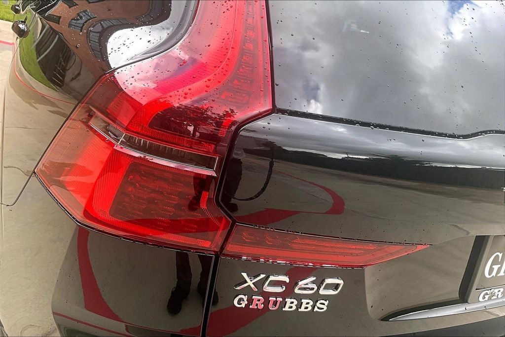 2026 Volvo XC60 B5 Plus
