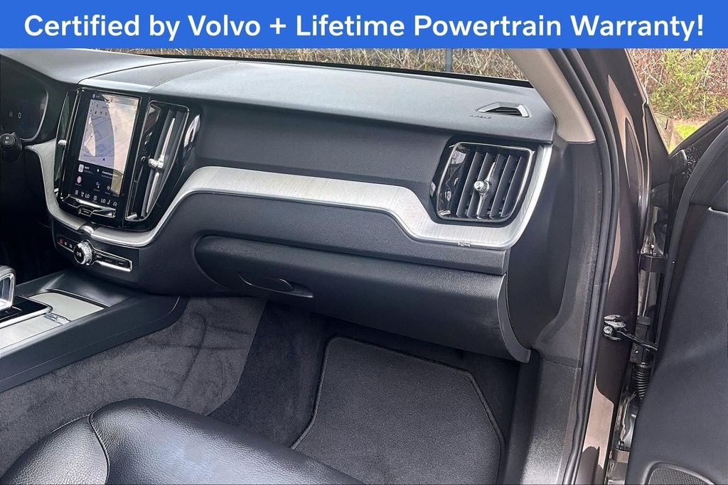 2025 Volvo XC60 B5 Plus