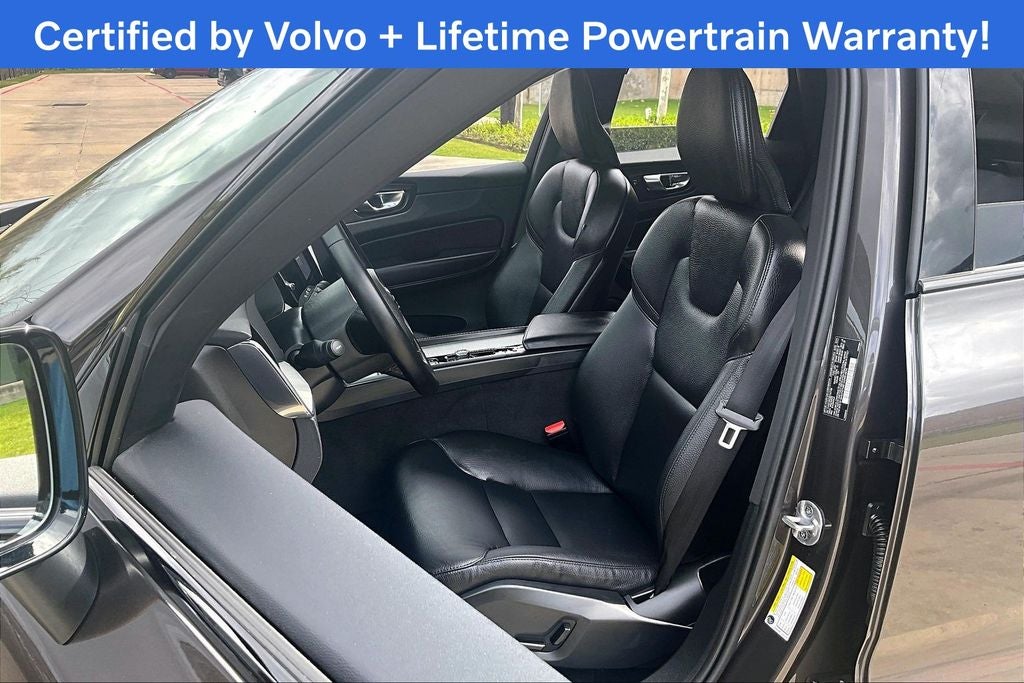 2025 Volvo XC60 B5 Plus