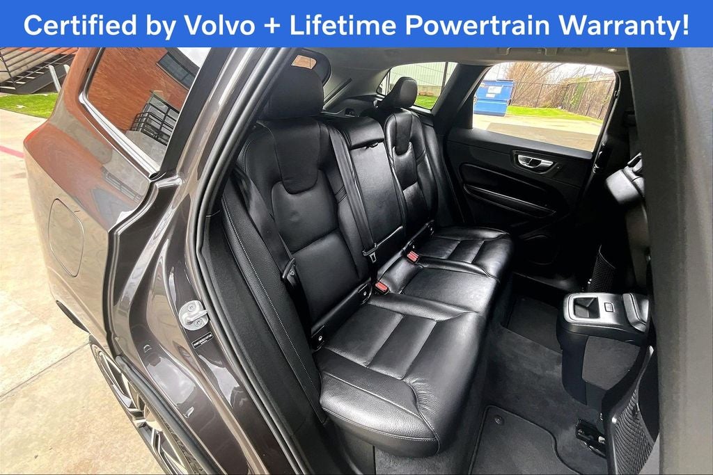 2025 Volvo XC60 B5 Plus