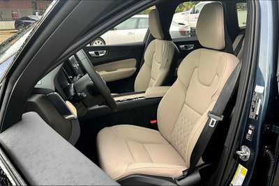 2026 Volvo XC60 B5 Plus