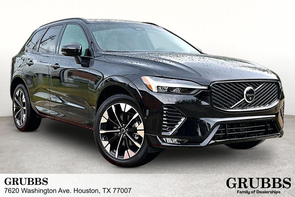 2026 Volvo XC60 B5 Plus