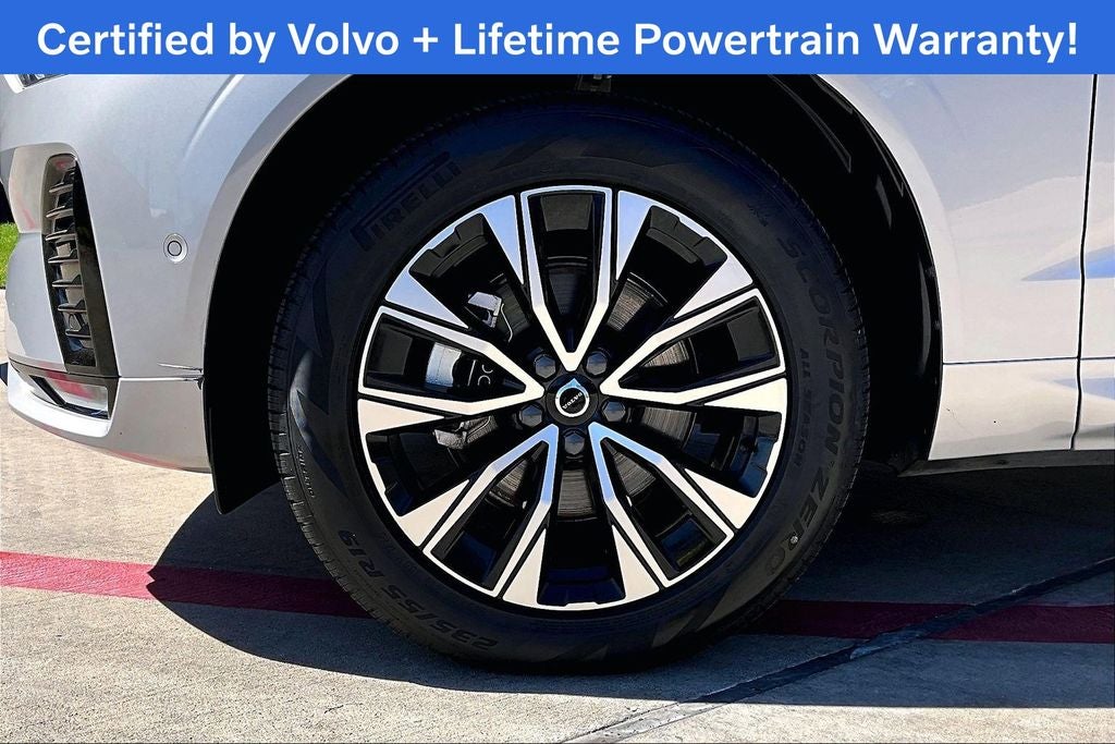 2025 Volvo XC60 B5 Plus