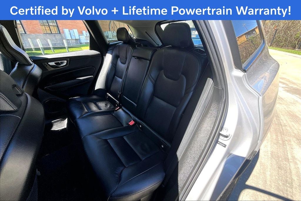 2025 Volvo XC60 B5 Plus