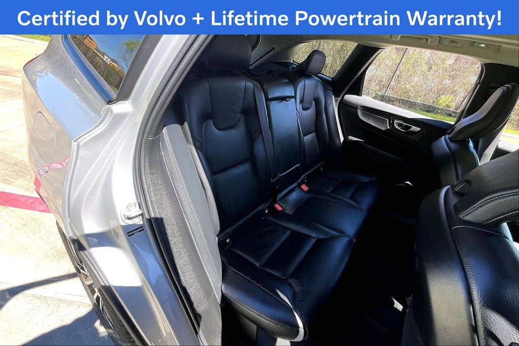 2025 Volvo XC60 B5 Plus