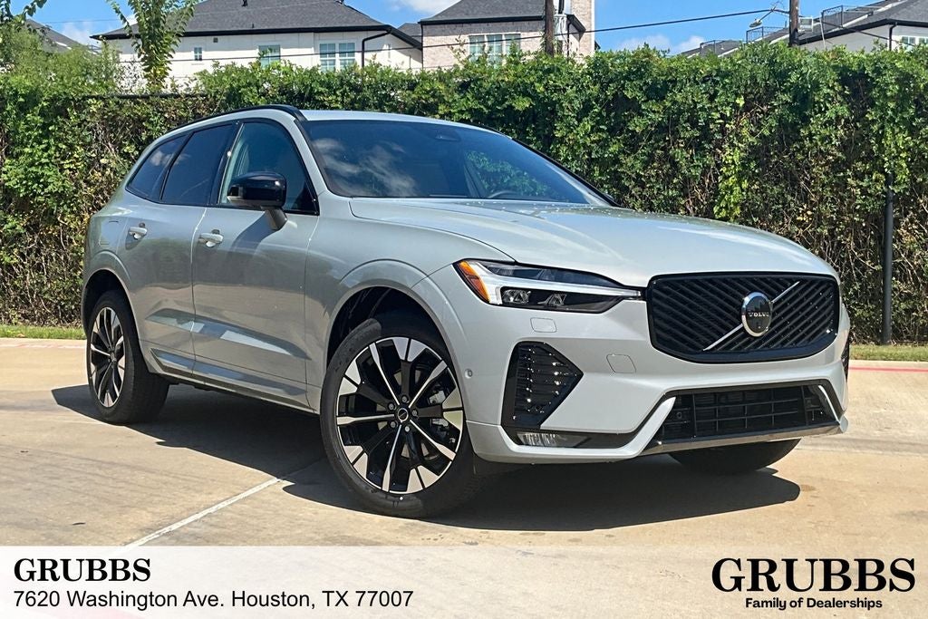 2026 Volvo XC60 B5 Plus