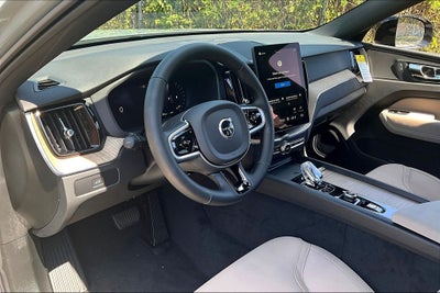 2026 Volvo XC60 B5 Plus