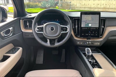 2026 Volvo XC60 B5 Plus