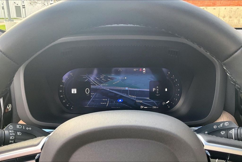 2026 Volvo XC60 B5 Plus