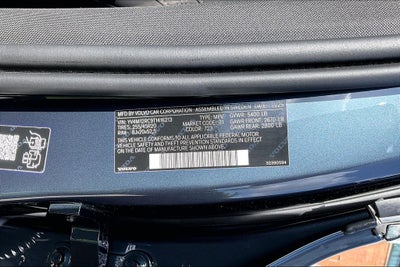 2026 Volvo XC60 B5 Plus