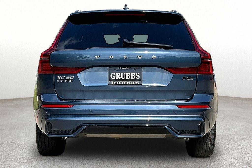 2026 Volvo XC60 B5 Plus