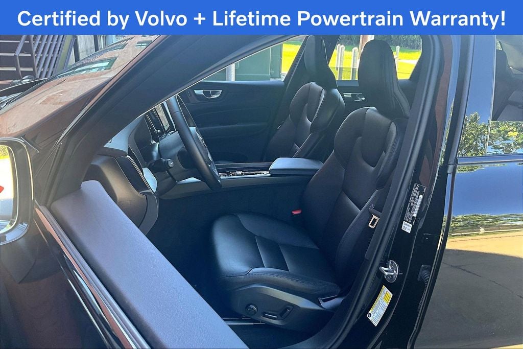 2025 Volvo XC60 B5 Plus