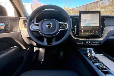 2026 Volvo XC60 B5 Plus