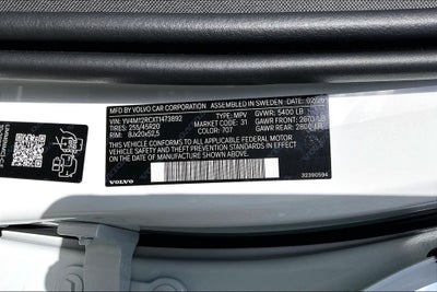 2026 Volvo XC60 B5 Plus