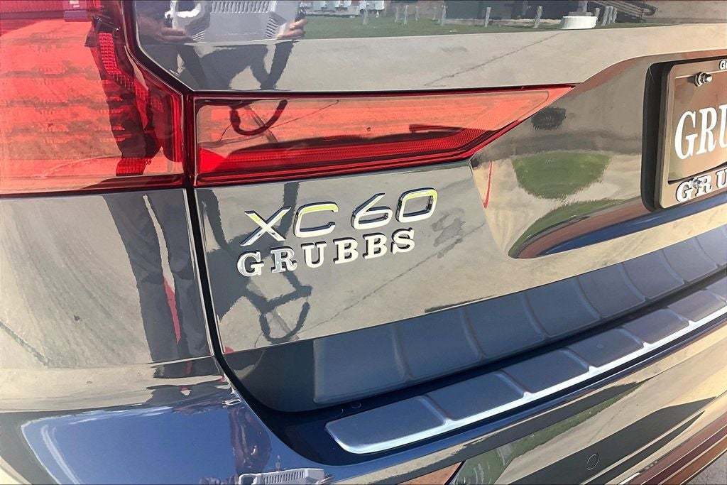 2026 Volvo XC60 B5 Plus
