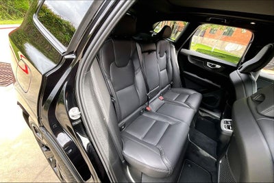 2026 Volvo XC60 B5 Ultra Black Edition