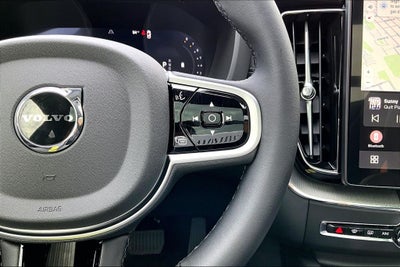 2026 Volvo XC60 B5 Ultra Black Edition