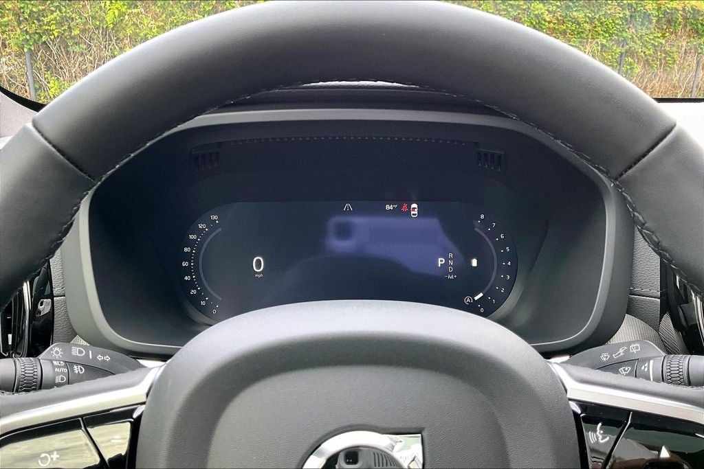 2026 Volvo XC60 B5 Ultra Black Edition