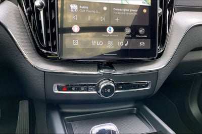 2026 Volvo XC60 B5 Ultra Black Edition