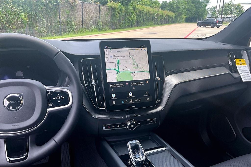 2026 Volvo XC60 B5 Ultra Black Edition