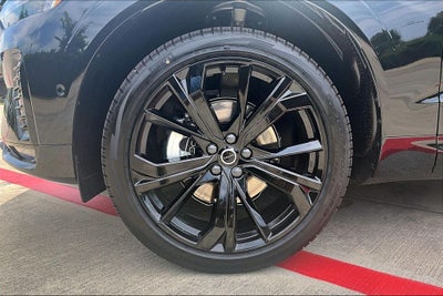 2026 Volvo XC60 B5 Ultra Black Edition