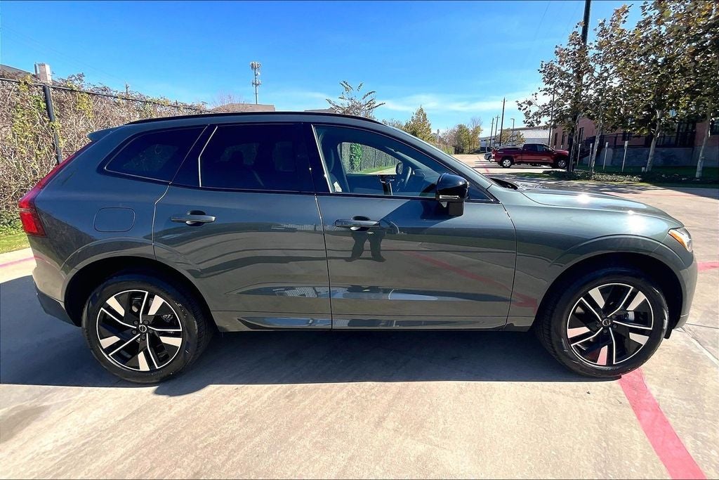 2026 Volvo XC60 B5 Core